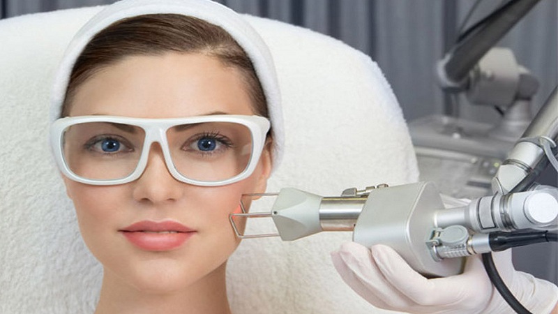 مراقبت از پوست بعد از لیزر درمانی | دکتر ابوالفضل جویا (بهترین متخصص پوست در اصفهان، بهترین متخصص ژل و بوتاکس، بهترین متخصص تزریق چربی و لیپوترانسفر)